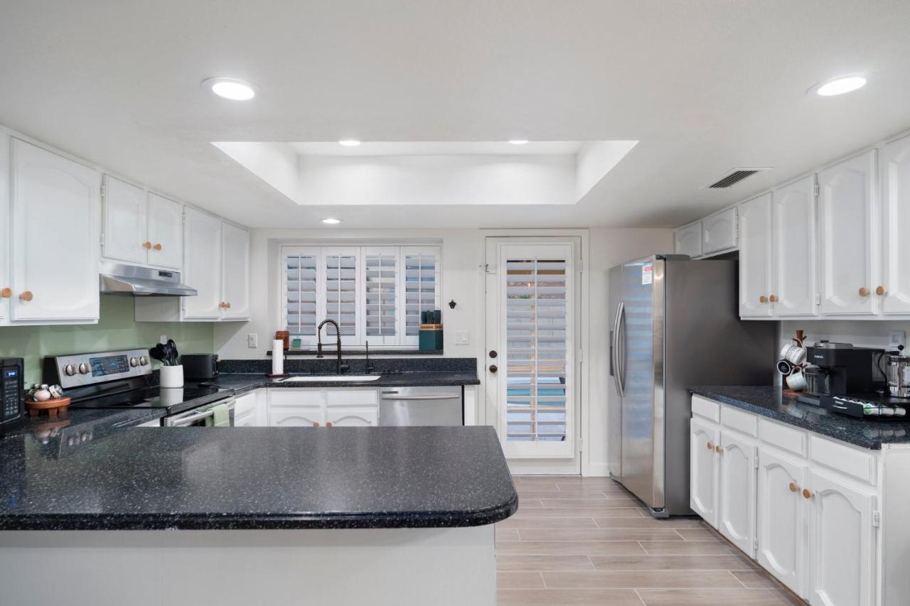Large Pool With Diving Board, Remodeled 3Bdrm, Near State Farm Stdm And More! Peoria Zewnętrze zdjęcie