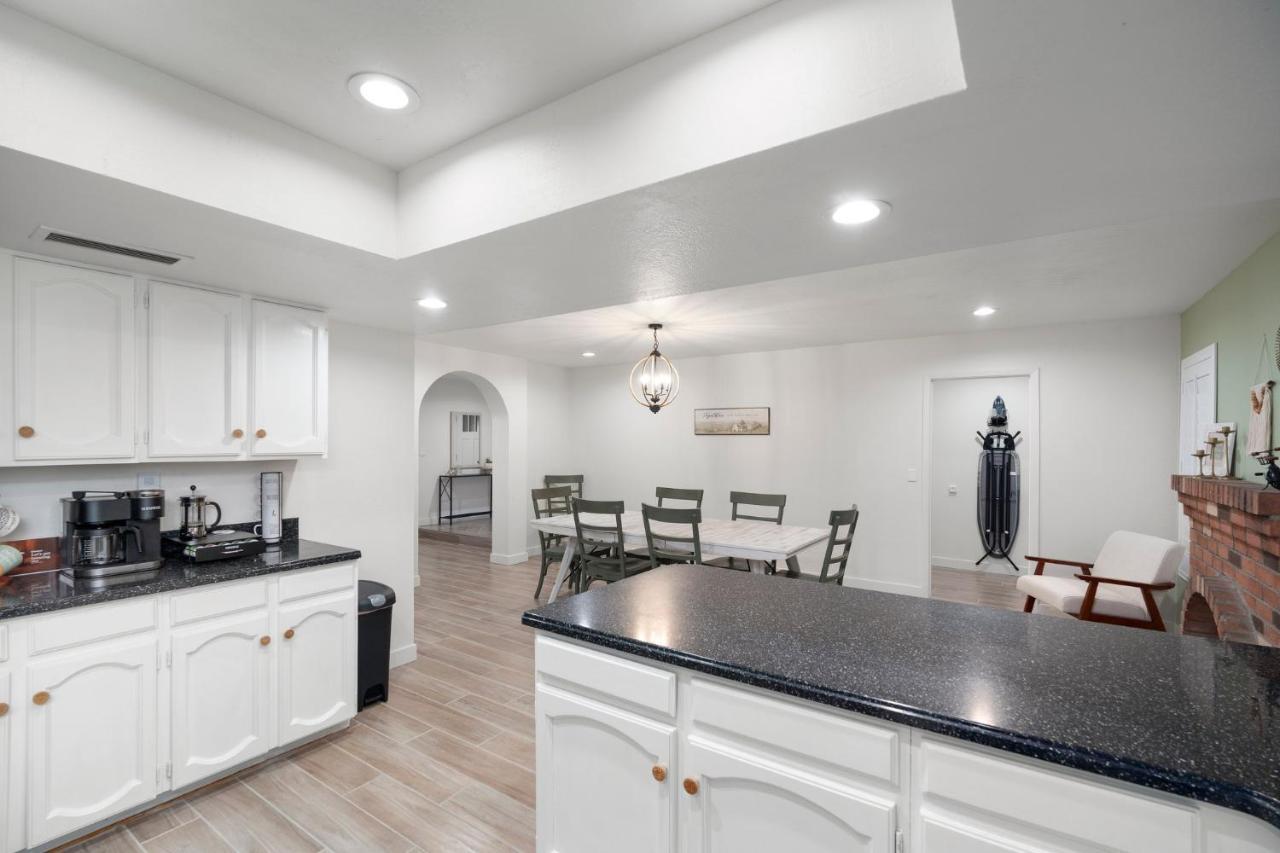 Large Pool With Diving Board, Remodeled 3Bdrm, Near State Farm Stdm And More! Peoria Zewnętrze zdjęcie